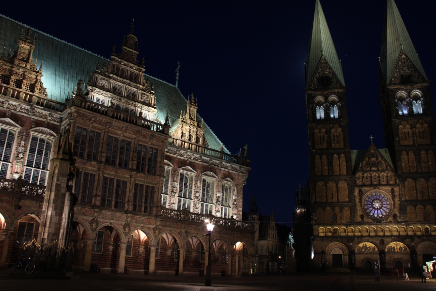 Available-light_2